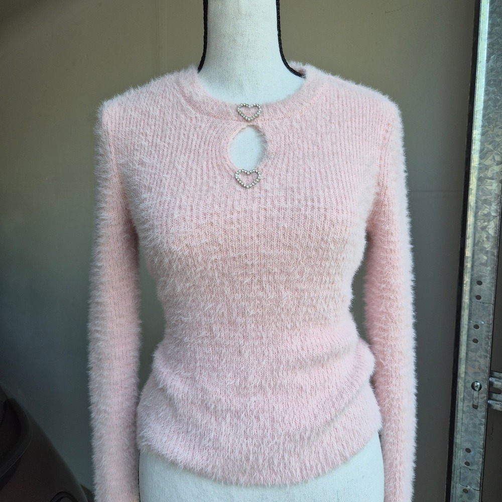 No Boundaries Fuzzy Heart Sweater Womens S Coquette Dollette Softgirl Balletcore